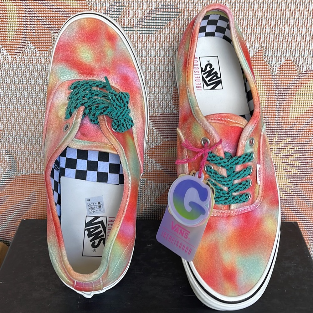 Vans Authentic 44 D
Ireneisgood Multi
VN0005U8BMC
WMNS Sneakers - Picture 13 of 16